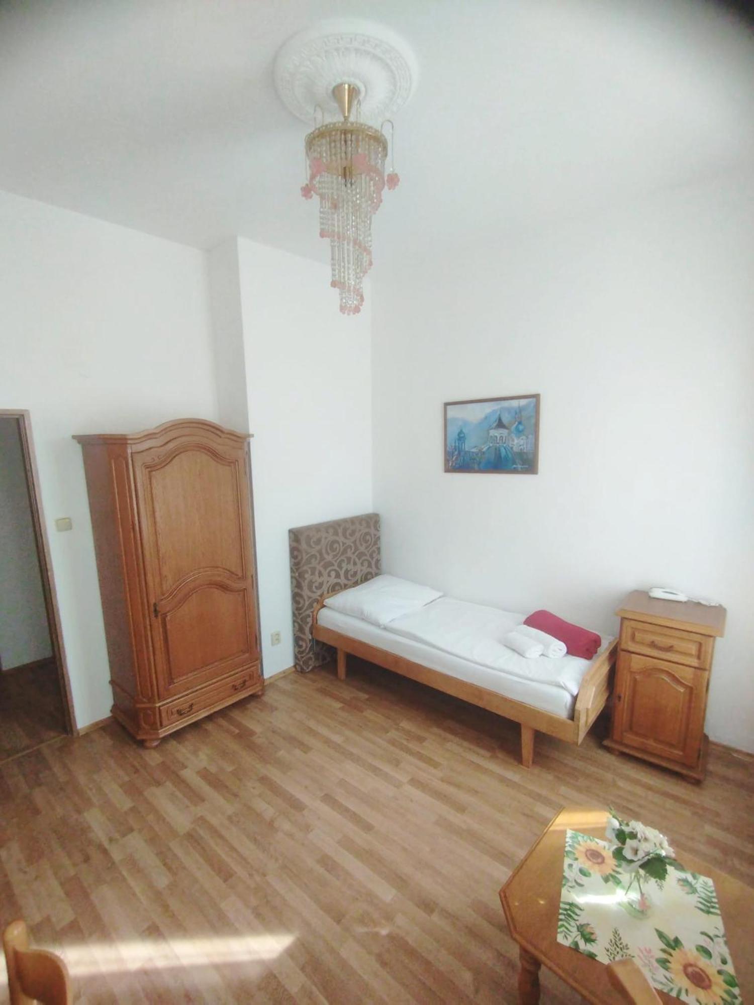 Hotel Praga Karlovy Vary Room photo